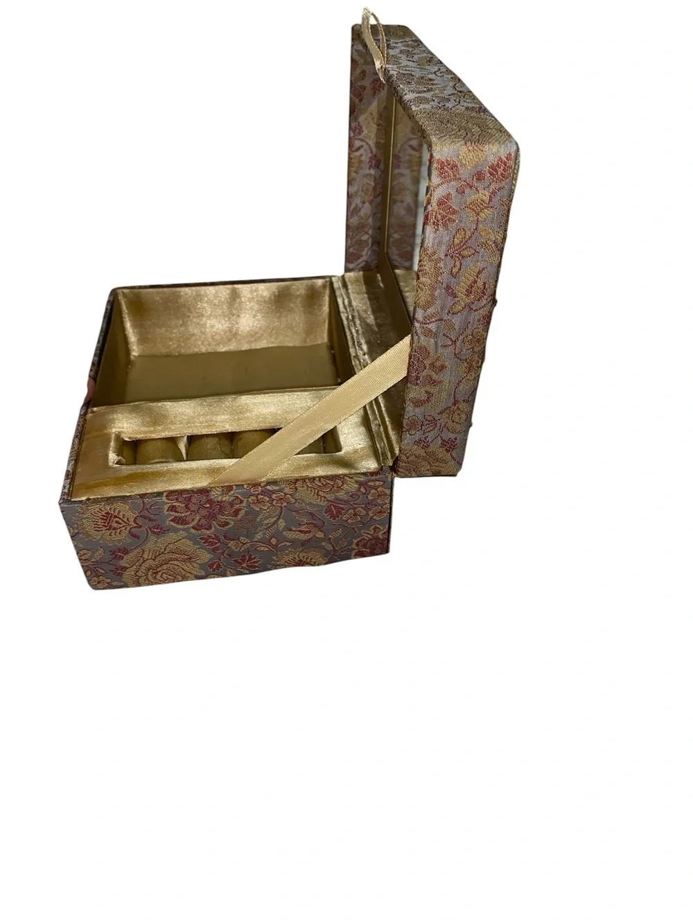 Anthropologie Vintage Beaded Rose Floral Jewelry Box Boho Shabby chic